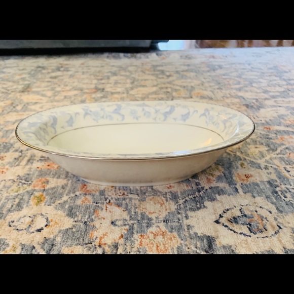 10in Noritake Montabello Serving Bowl - Picture 3 of 3